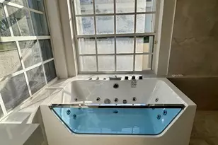 7686 La Corniche Cir, Boca Raton, FL 33433 - Photo 14