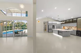 7686 La Corniche Cir, Boca Raton, FL 33433 - Photo 2