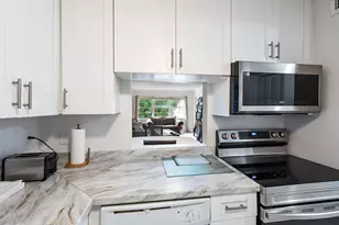 1516 S Lakeside Dr, Lake Worth Beach, FL 33460 - Photo 8