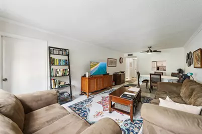 1516 S Lakeside Drive #207, Lake Worth Beach, FL 33460 - Photo 2