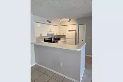 7832 Sonoma Springs Circle #105, Lake Worth, FL 33463 - Photo 4
