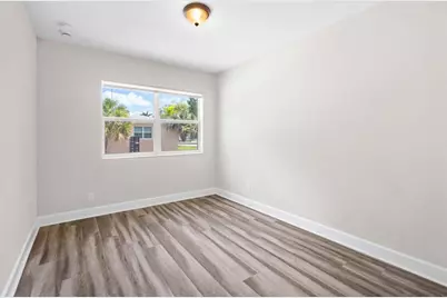 409W 50th Street, Palm Beach, FL 33480 - Photo 2