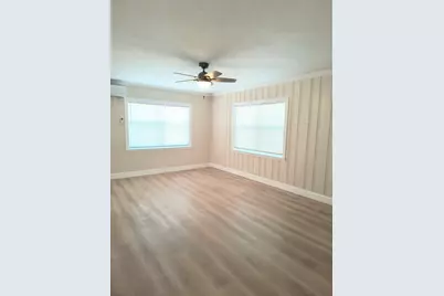 1215 Soltman Avenue, Fort Pierce, FL 34950 - Photo 8