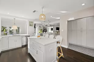 9806 SE Landing Pl, Tequesta, FL 33469 - Photo 12