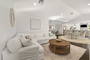 9806 SE Landing Pl, Tequesta, FL 33469 - Photo 8