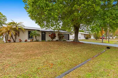 762 NE Lanfair Street, Port Saint Lucie, FL 34983 - Photo 4