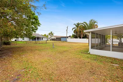 762 NE Lanfair Street, Port Saint Lucie, FL 34983 - Photo 42