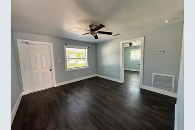 711 N 23rd Street #A, Fort Pierce, FL 34950 - Photo 2