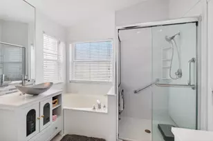 11765 Castellon Ct, Boynton Beach, FL 33437 - Photo 30