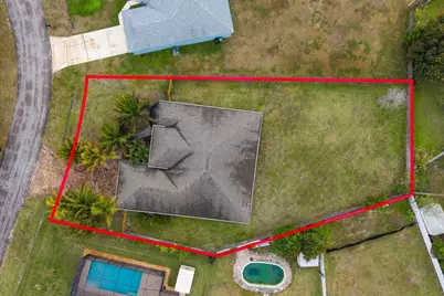 562 SW Souris Avenue, Port Saint Lucie, FL 34953 - Photo 36