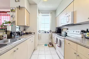 616 Clearwater Park Rd, West Palm Beach, FL 33401 - Photo 6