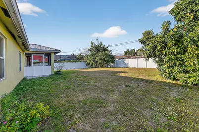 933 SW General Patton Terrace, Port Saint Lucie, FL 34953 - Photo 34