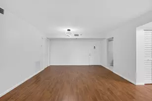 5260 NW 2nd Ave, Boca Raton, FL 33487 - Photo 8