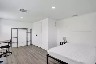 1075 W 30th St, West Palm Beach, FL 33404 - Photo 24