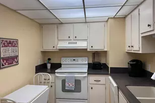 5600 N Flagler Dr, West Palm Beach, FL 33407 - Photo 10