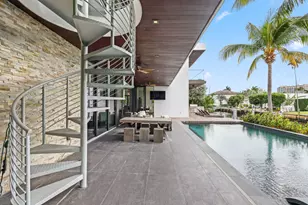 830 NE 71st St, Boca Raton, FL 33487 - Photo 46