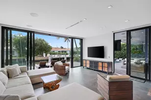 830 NE 71st St, Boca Raton, FL 33487 - Photo 10