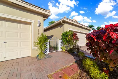 8597 Mangrove Cay, West Palm Beach, FL 33411 - Photo 30