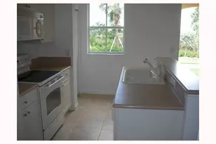 2928 Hidden Hills Rd, West Palm Beach, FL 33411 - Photo 10