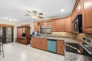 3135 NW 13th St, Delray Beach, FL 33445 - Photo 12