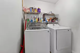 8063 Via Hacienda, Riviera Beach, FL 33418 - Photo 20