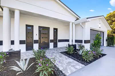 1410 Beta Court N, Lake Clarke Shores, FL 33406 - Photo 6