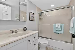 549 Flanders L, Delray Beach, FL 33484 - Photo 10