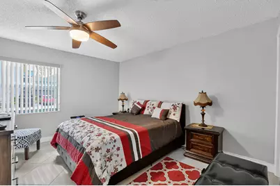 549 Flanders L #549 L, Delray Beach, FL 33484 - Photo 12