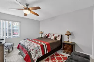 549 Flanders L, Delray Beach, FL 33484 - Photo 12