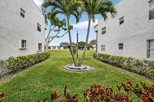 549 Flanders L, Delray Beach, FL 33484 - Photo 4