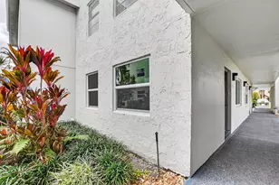 549 Flanders L, Delray Beach, FL 33484 - Photo 2