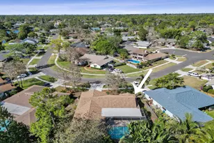 606 Juniper Pl, Wellington, FL 33414 - Photo 46