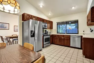 606 Juniper Pl, Wellington, FL 33414 - Photo 8