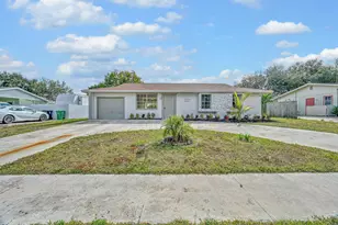 434 NE Electra Ave, Port Saint Lucie, FL 34983 - Photo 1