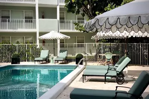 2700 Vandiver Dr, West Palm Beach, FL 33409 - Photo 10