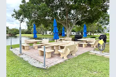 3082 Oakridge U, Deerfield Beach, FL 33442 - Photo 32