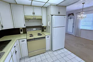 3082 Oakridge U, Deerfield Beach, FL 33442 - Photo 12