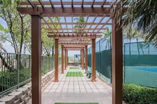 2080 S Ocean Dr, Hallandale Beach, FL 33009 - Photo 36