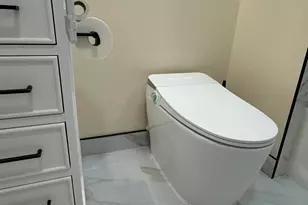 2080 S Ocean Dr, Hallandale Beach, FL 33009 - Photo 10