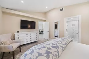 821 Club Dr, Palm Beach Gardens, FL 33418 - Photo 12
