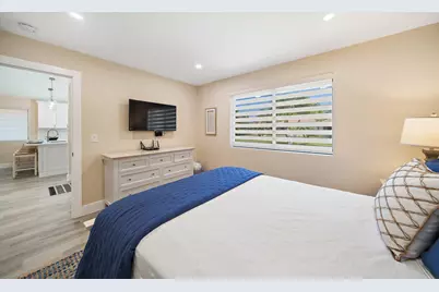 821 Club Drive, Palm Beach Gardens, FL 33418 - Photo 16