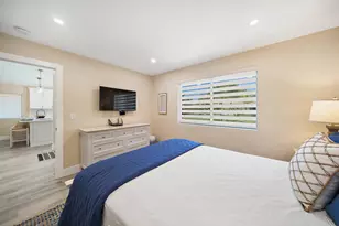 821 Club Dr, Palm Beach Gardens, FL 33418 - Photo 16