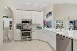 7170 Falls Rd E, Boynton Beach, FL 33437 - Photo 8