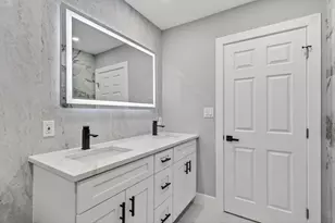 2058 SE Watercrest St, Port Saint Lucie, FL 34984 - Photo 30