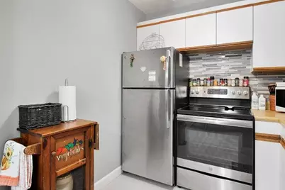 3000 Lake Osborne Drive #107, Lake Worth Beach, FL 33461 - Photo 6