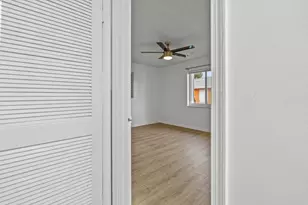 3443 NE 3rd Ave, Oakland Park, FL 33334 - Photo 24