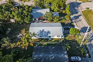 3443 NE 3rd Ave, Oakland Park, FL 33334 - Photo 4