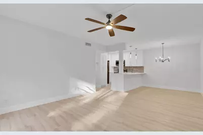 3402 Gardens East Drive #19a, Palm Beach Gardens, FL 33410 - Photo 12