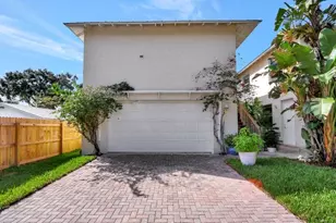 516 NW North River Dr, Stuart, FL 34994 - Photo 4