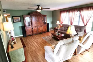 1042 N Dr Dr, Delray Beach, FL 33445 - Photo 6